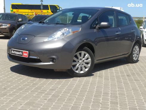 Nissan Leaf 2017 серый - фото 9
