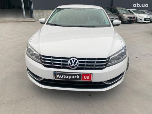 Volkswagen Passat 2014 белый - фото 2