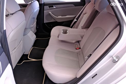 Hyundai Sonata 2015 серебристый - фото 8