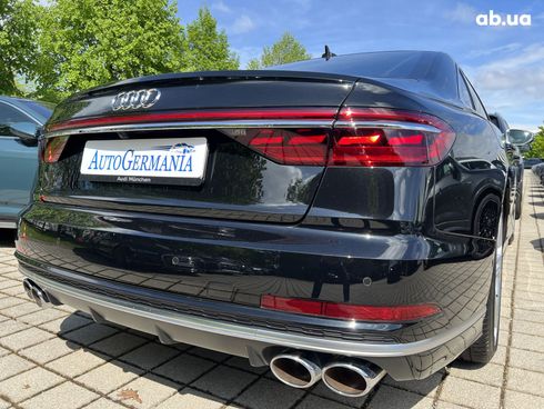 Audi S8 2021 - фото 21