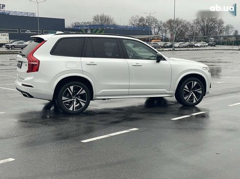 Volvo XC90 2020 - фото 12