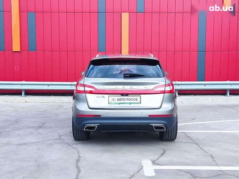 Lincoln MKX 2016 - фото 7