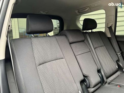 Toyota Land Cruiser Prado 2023 - фото 28