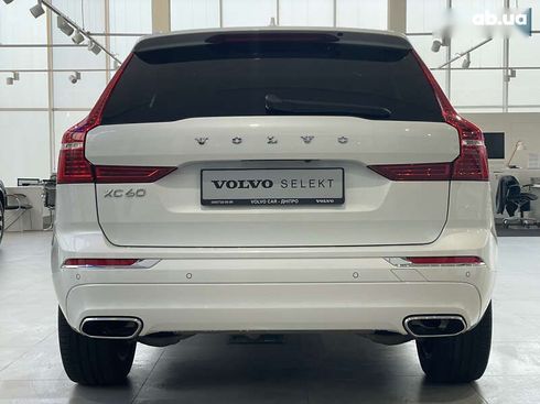 Volvo XC60 2019 - фото 9