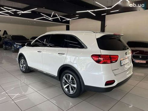 Kia Sorento 2019 - фото 6