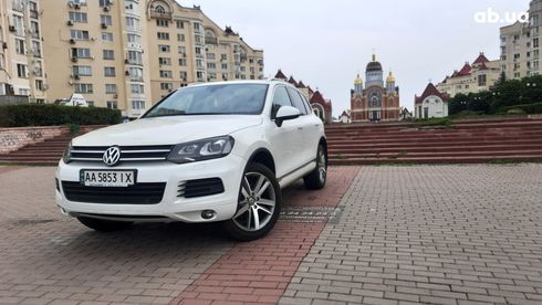 Volkswagen Touareg 2013 белый - фото 18