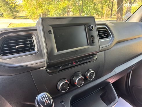 Opel Movano 2021 белый - фото 40