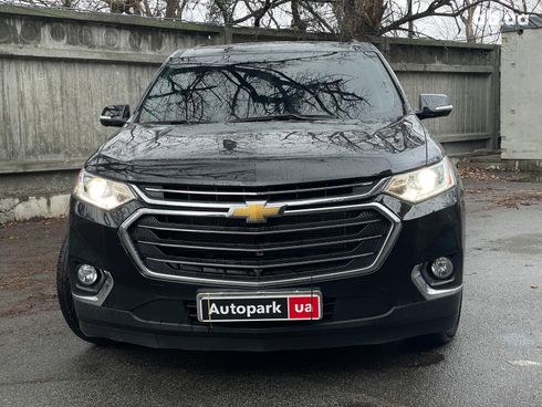 Chevrolet Traverse 2019 черный - фото 2