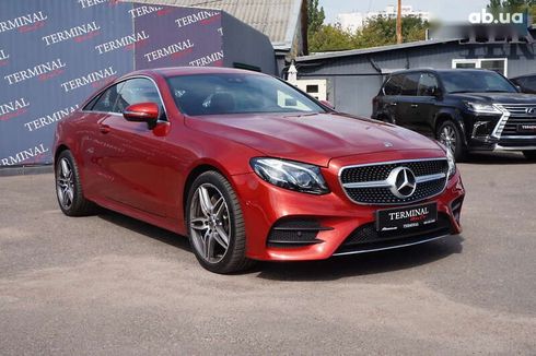 Mercedes-Benz E-Класс 2019 - фото 3
