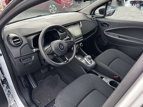 Renault Zoe 2020 - фото 16