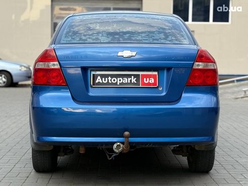 Chevrolet Aveo 2006 синий - фото 7