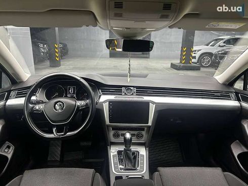Volkswagen Passat 2018 - фото 7