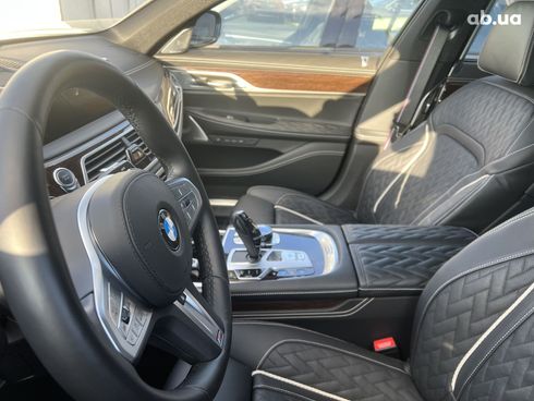 BMW 7 серия 2022 - фото 24