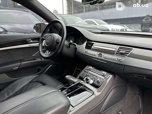 Audi S8 2015 - фото 22