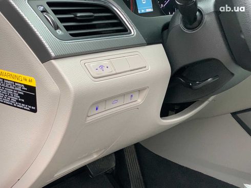 Hyundai Sonata 2015 красный - фото 76