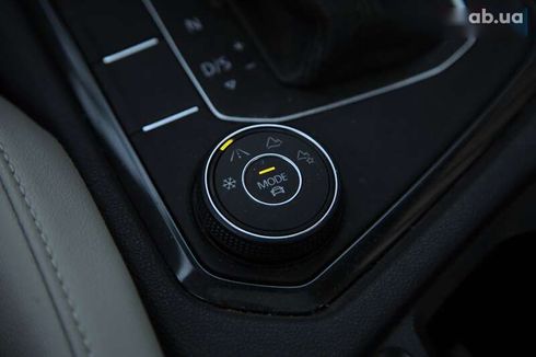 Volkswagen Tiguan 2020 - фото 18