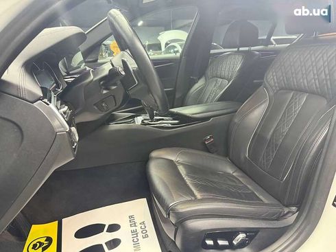 BMW 5 серия 2017 - фото 7