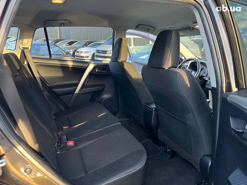Toyota RAV4 2014 коричневый - фото 29