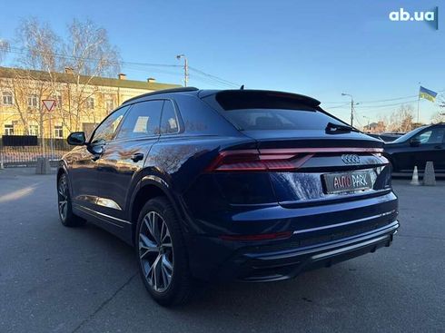 Audi Q8 2020 - фото 7