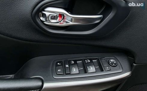 Jeep Cherokee 2019 - фото 24