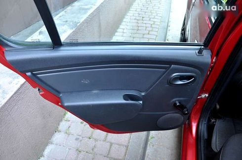 Dacia Sandero 2010 - фото 18