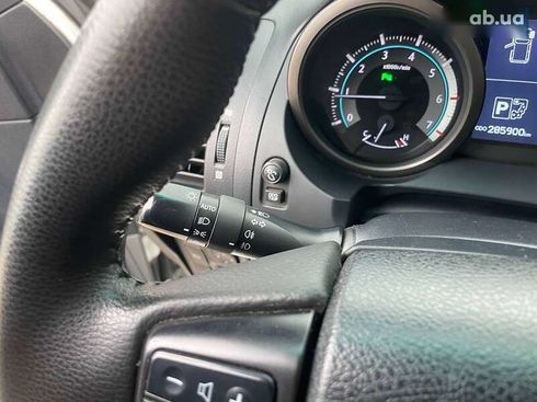 Toyota Land Cruiser Prado 2012 - фото 25