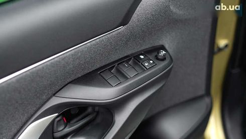 Toyota Yaris Cross 2022 - фото 12