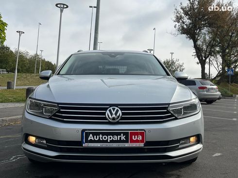 Volkswagen Passat 2019 серый - фото 2