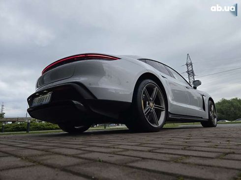Porsche Taycan 2021 - фото 22