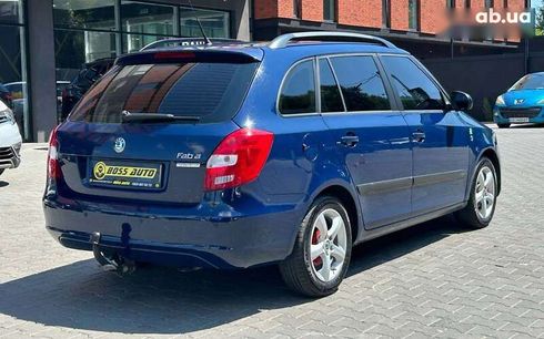 Skoda Fabia 2011 - фото 6
