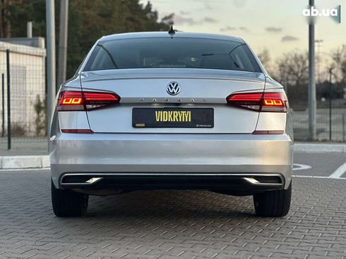 Volkswagen Passat 2021 - фото 16