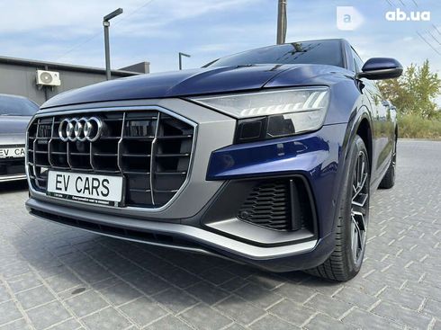 Audi Q8 2020 - фото 6