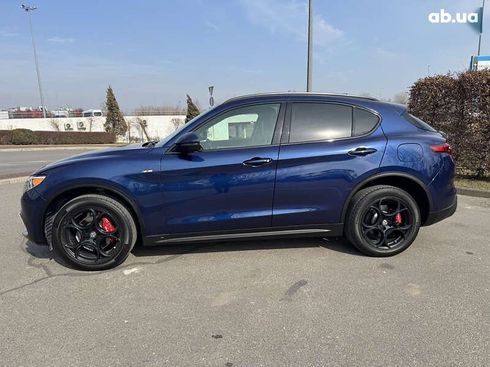 Alfa Romeo Stelvio 2017 - фото 11