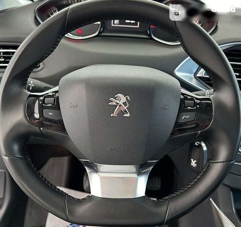 Peugeot 308 2019 - фото 19