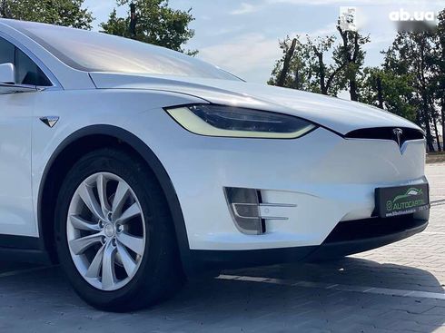 Tesla Model X 2017 - фото 15