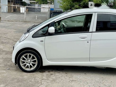 Mitsubishi i-MiEV 2012 - фото 8