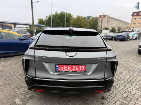 Cadillac Lyriq 2022 - фото 7
