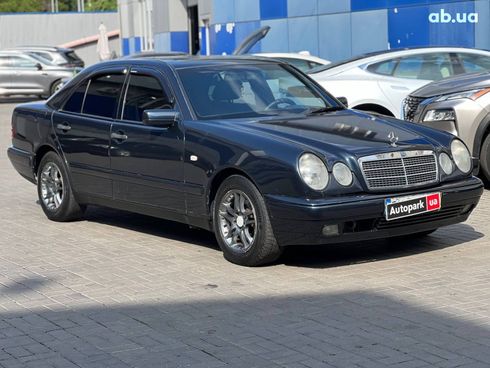 Mercedes-Benz 230 1997 синий - фото 3