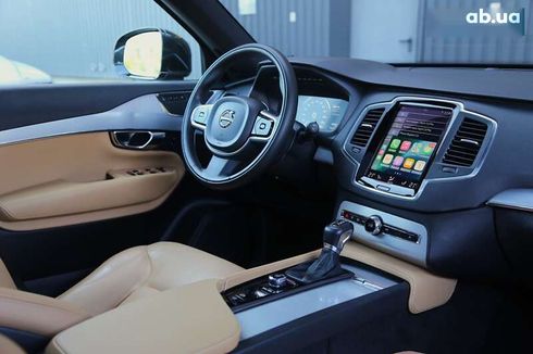 Volvo XC90 2017 - фото 13