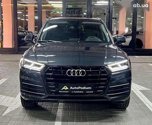 Audi Q5 2018 - фото 7