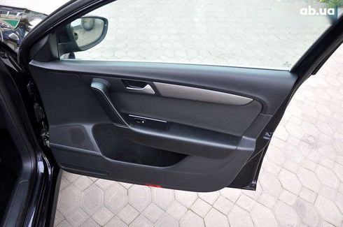 Volkswagen Passat 2012 - фото 27