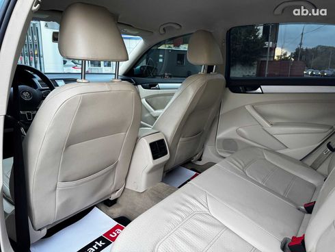 Volkswagen passat b7 2012 синий - фото 27