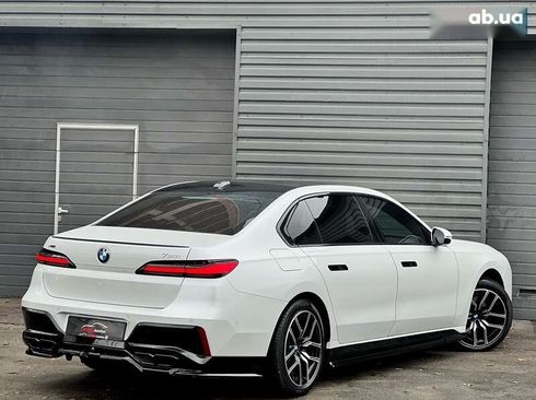 BMW 7 серия 2023 - фото 9