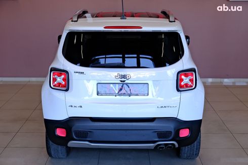 Jeep Renegade 2018 белый - фото 6