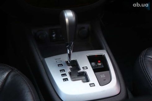 Hyundai Santa Fe 2011 - фото 22