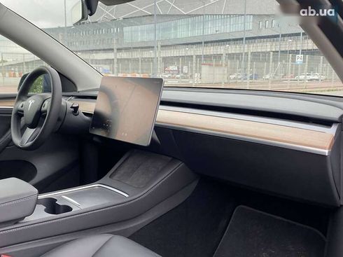 Tesla Model Y 2023 - фото 14