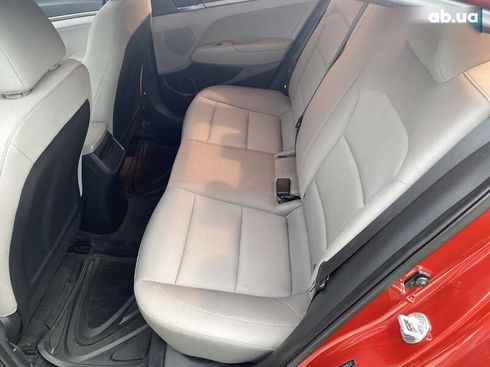 Hyundai Elantra 2016 - фото 10