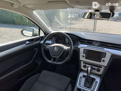 Volkswagen Passat 2015 - фото 18