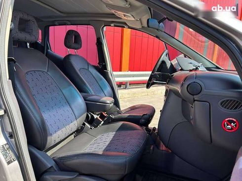 Mercedes-Benz A-Класс 2000 - фото 12