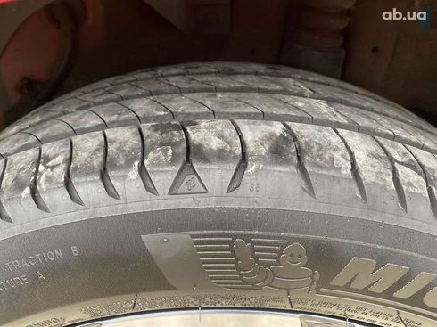 Hyundai Kona Electric 2022 - фото 29